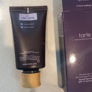 NIB Tarte Amazonian Clay Light Neutral Foundation